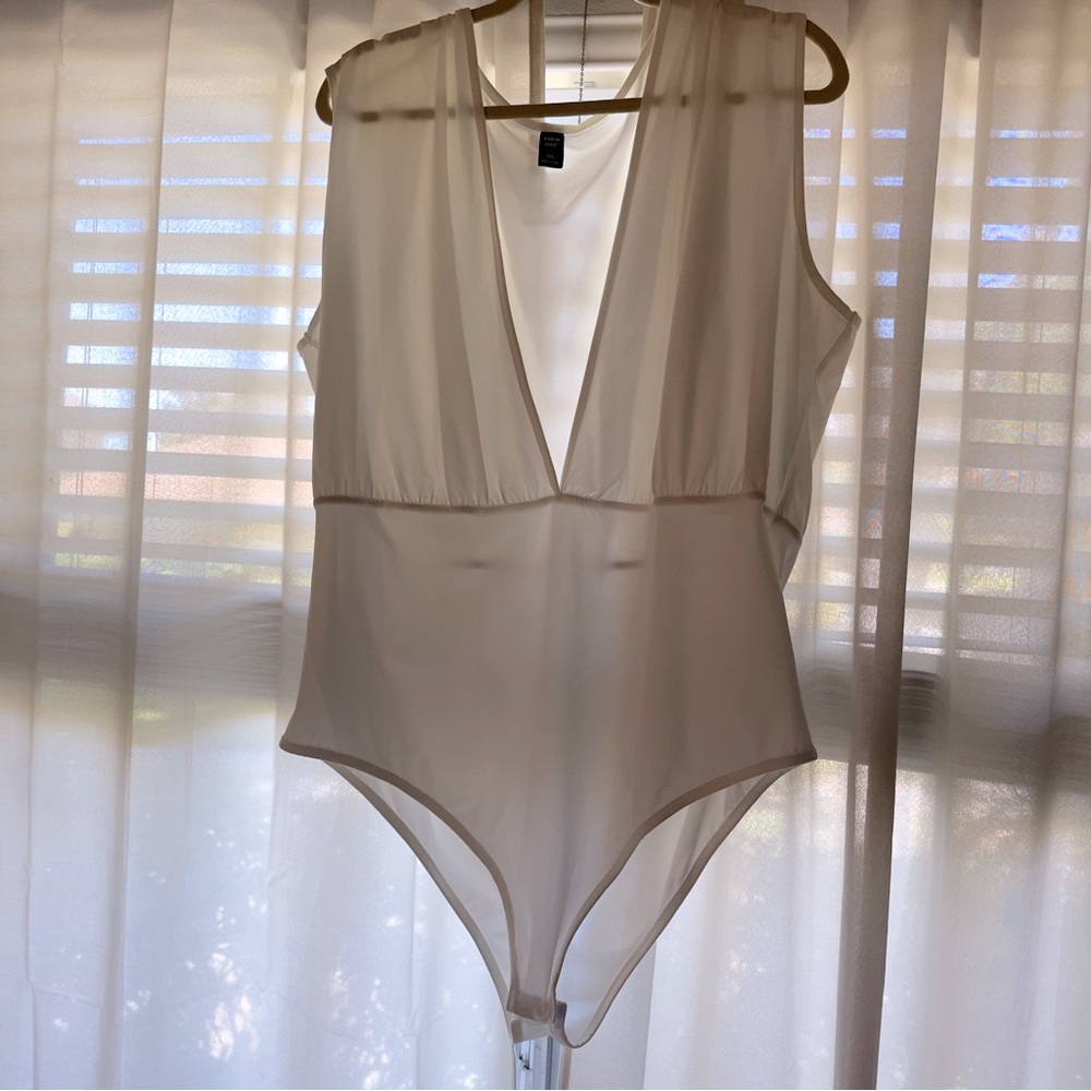5/$25✨SHEIN bodysuit 🤍